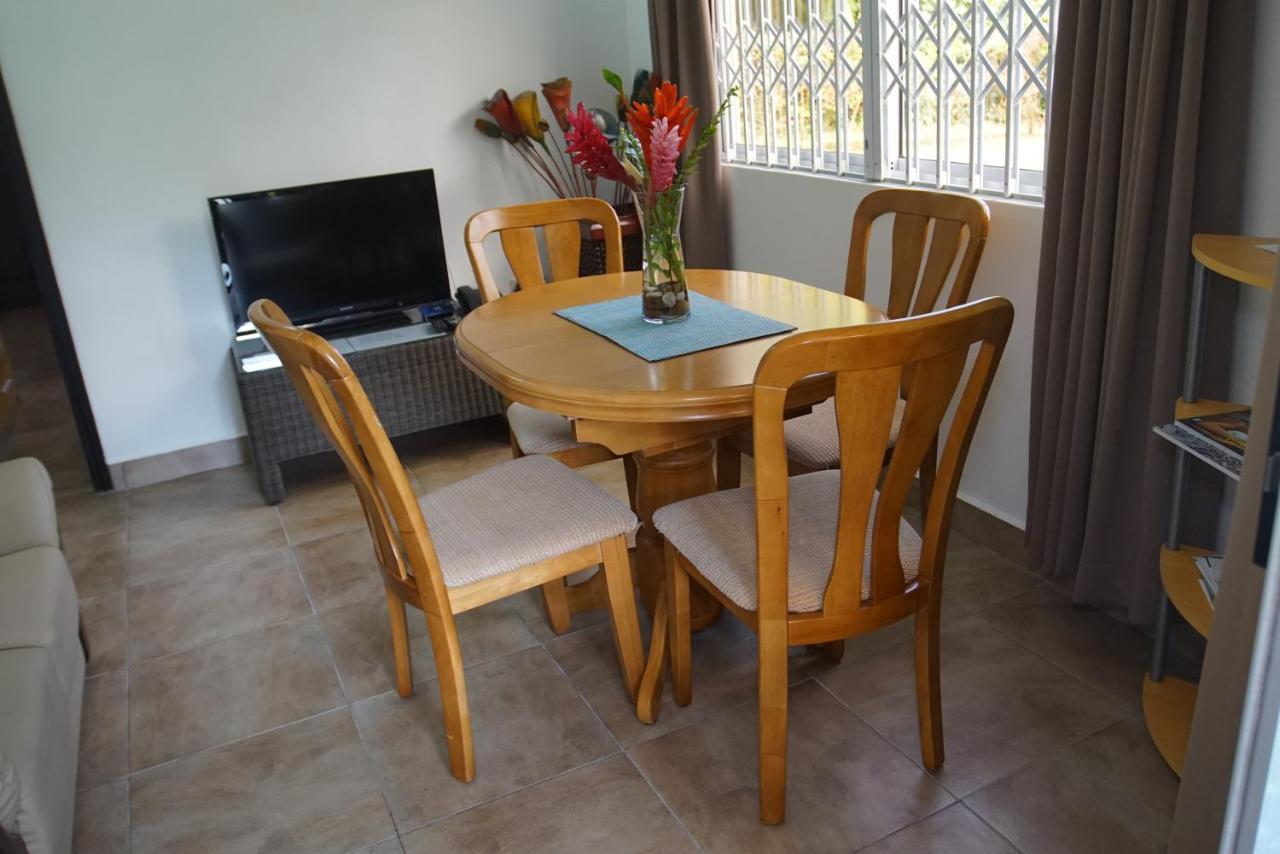 Apartmán Zeph Self Catering Baie Lazare  Exteriér fotografie
